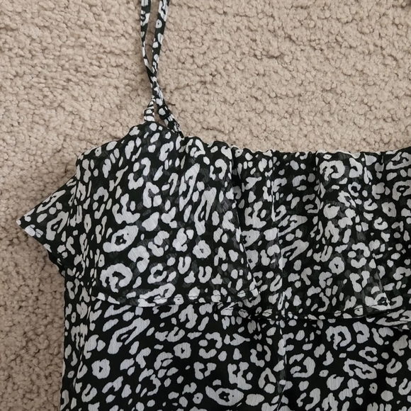 Leopard Romper - Picture 4 of 5